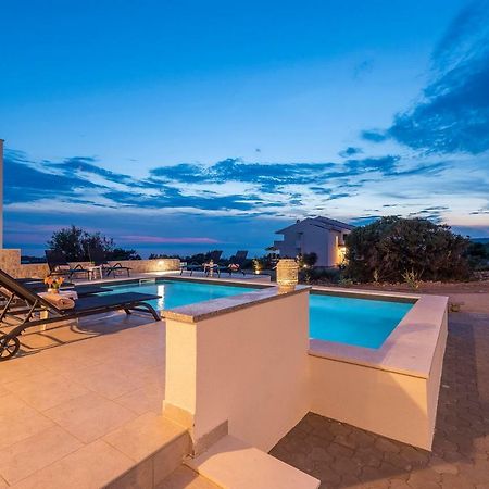 Adris 2 Luxury Modern Apartment With A Pool Novalja Buitenkant foto