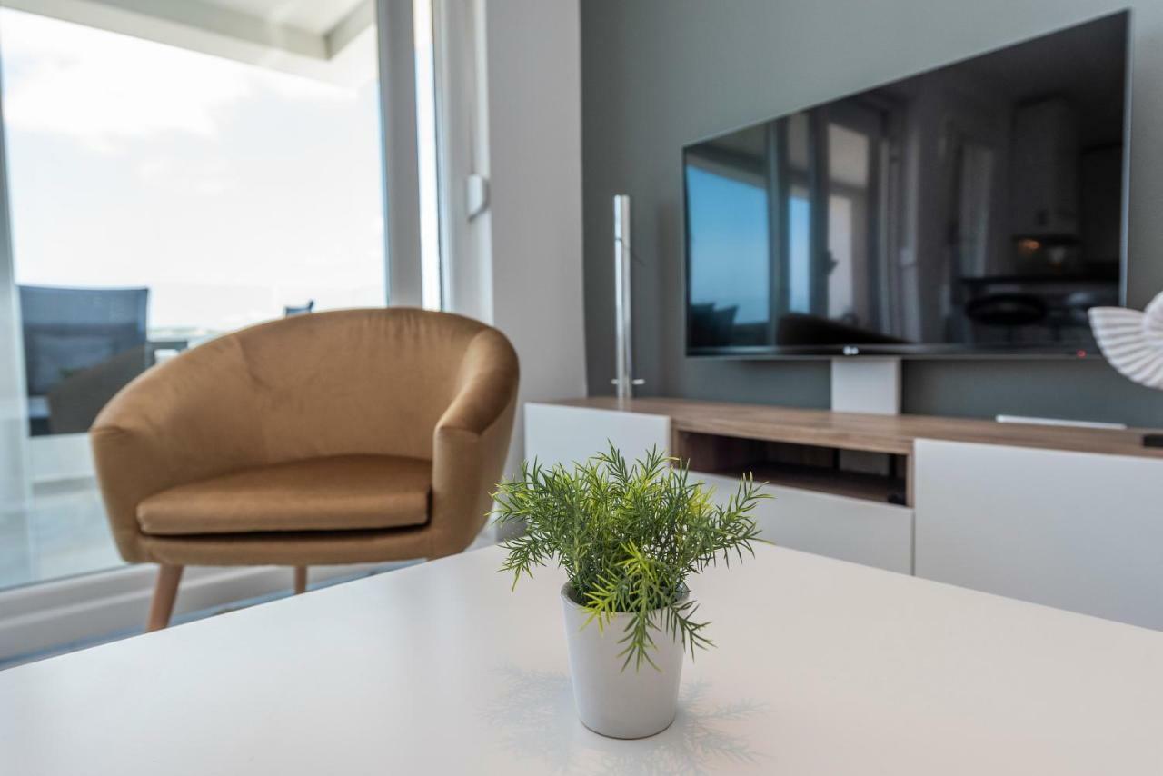 Adris 2 Luxury Modern Apartment With A Pool Novalja Buitenkant foto